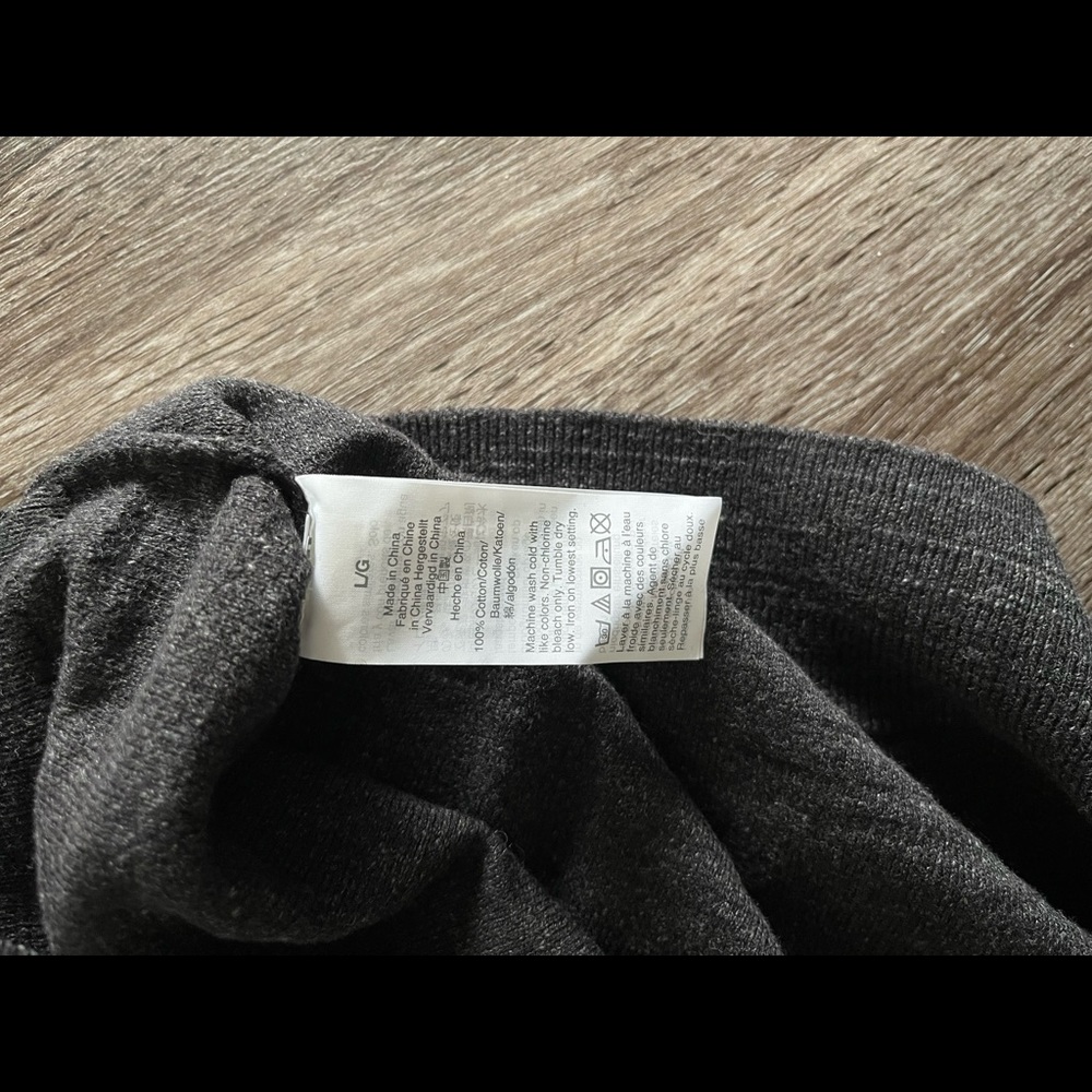 NWT Mens J Crew Henley Style button Sweater - Picture 3 of 6